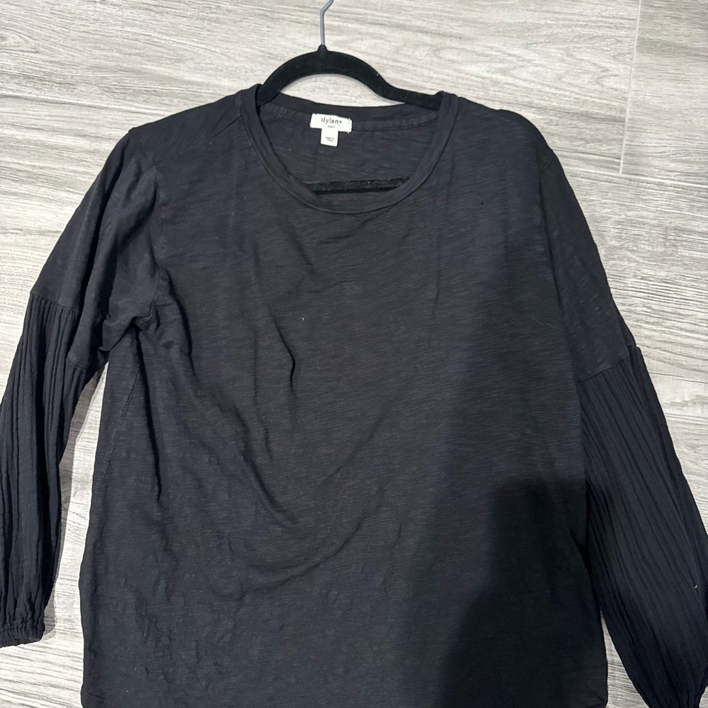 Dylan Elegant Black Top